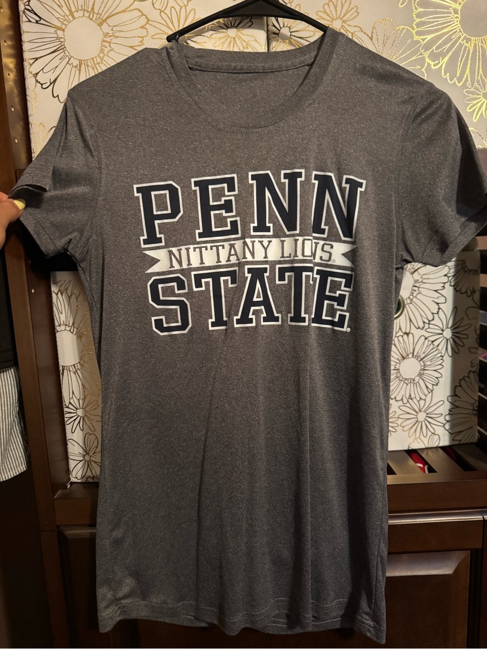 Penn State Nittany Lions women’s gray athletic tee